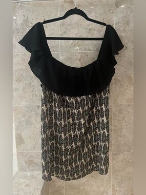 Animale Black and Cream Leaf-Print Dress